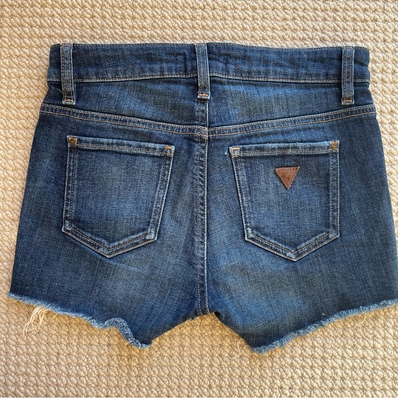 Guess Cutoff Jean Shorts Size 25 - Picture 6 of 10